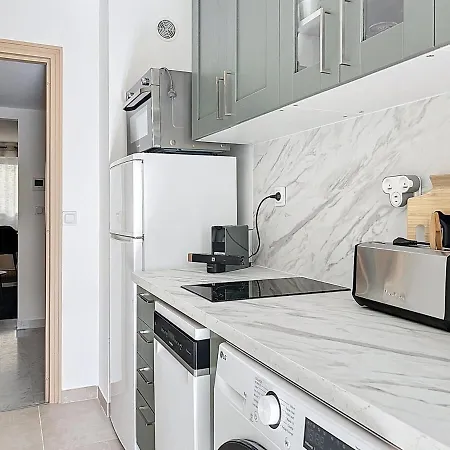 Appartement Le Daillon - Quartier - Climatise Et Exterieur Privatif *
